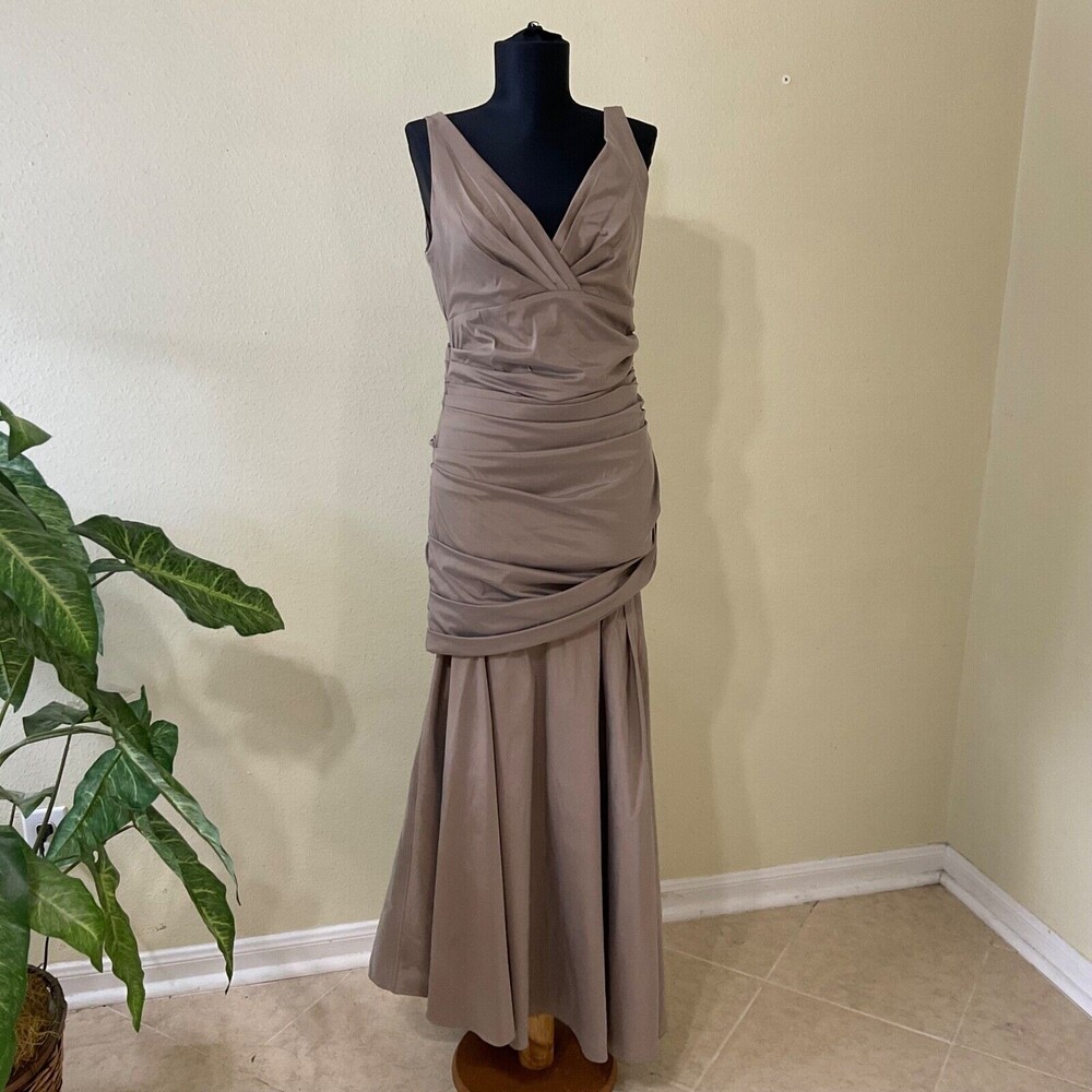 THEIA TAUPE FORMAL, PROM MOB, Ball RUCHED GOWN V NECK EUC sz. 8